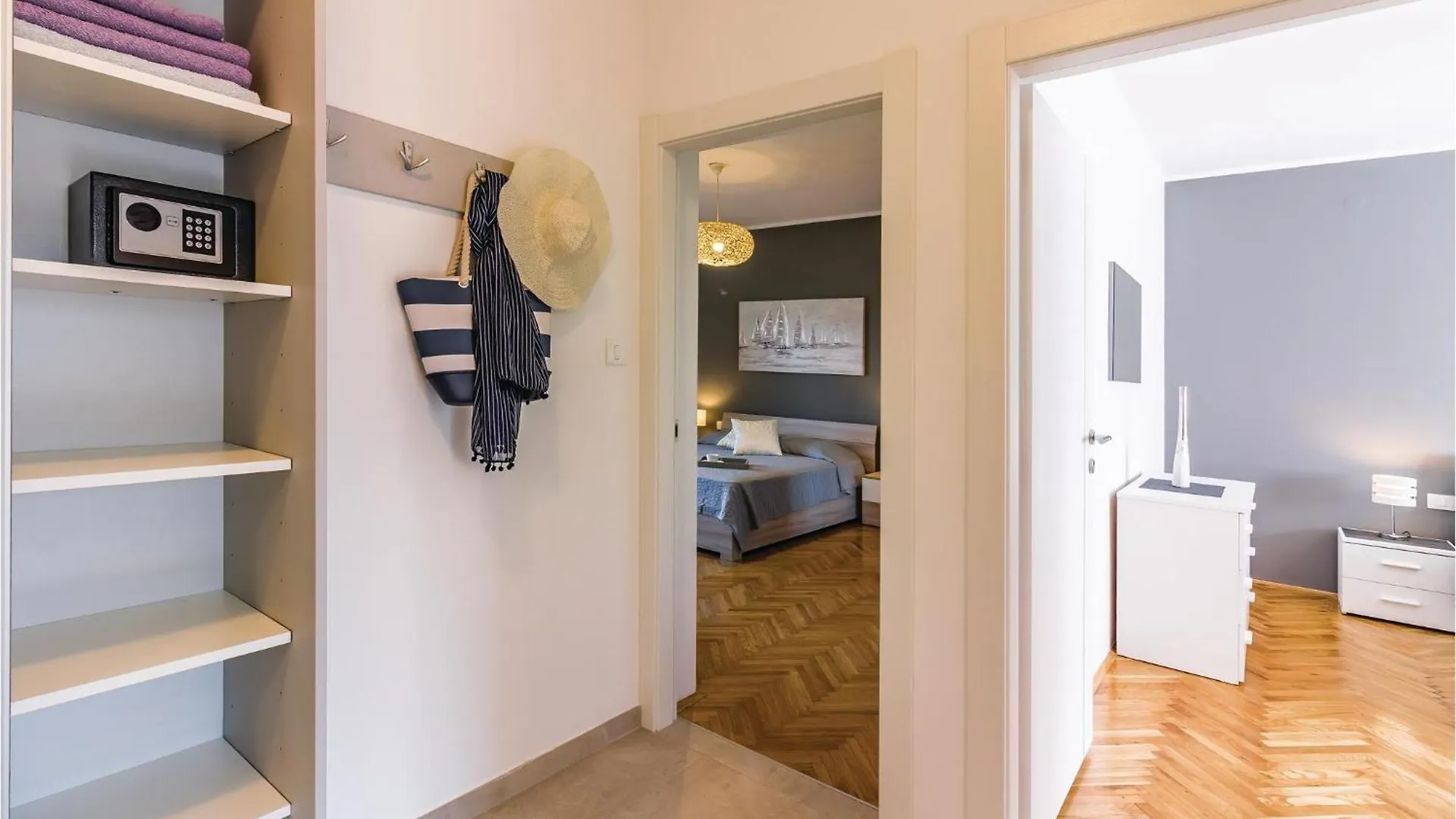 Beautiful Apartment In Galizana With Kitchen